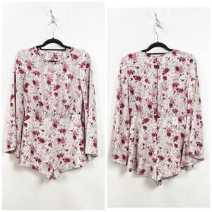 2/$30 2/$30 Forever 21 Medium Womens Floral Print Long Sleeve Romper